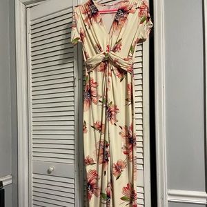 Short sleeve maxi dress